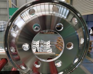 Алюминиевый колёсный диск 6,0x17,5 6/222,25 D164 ET135